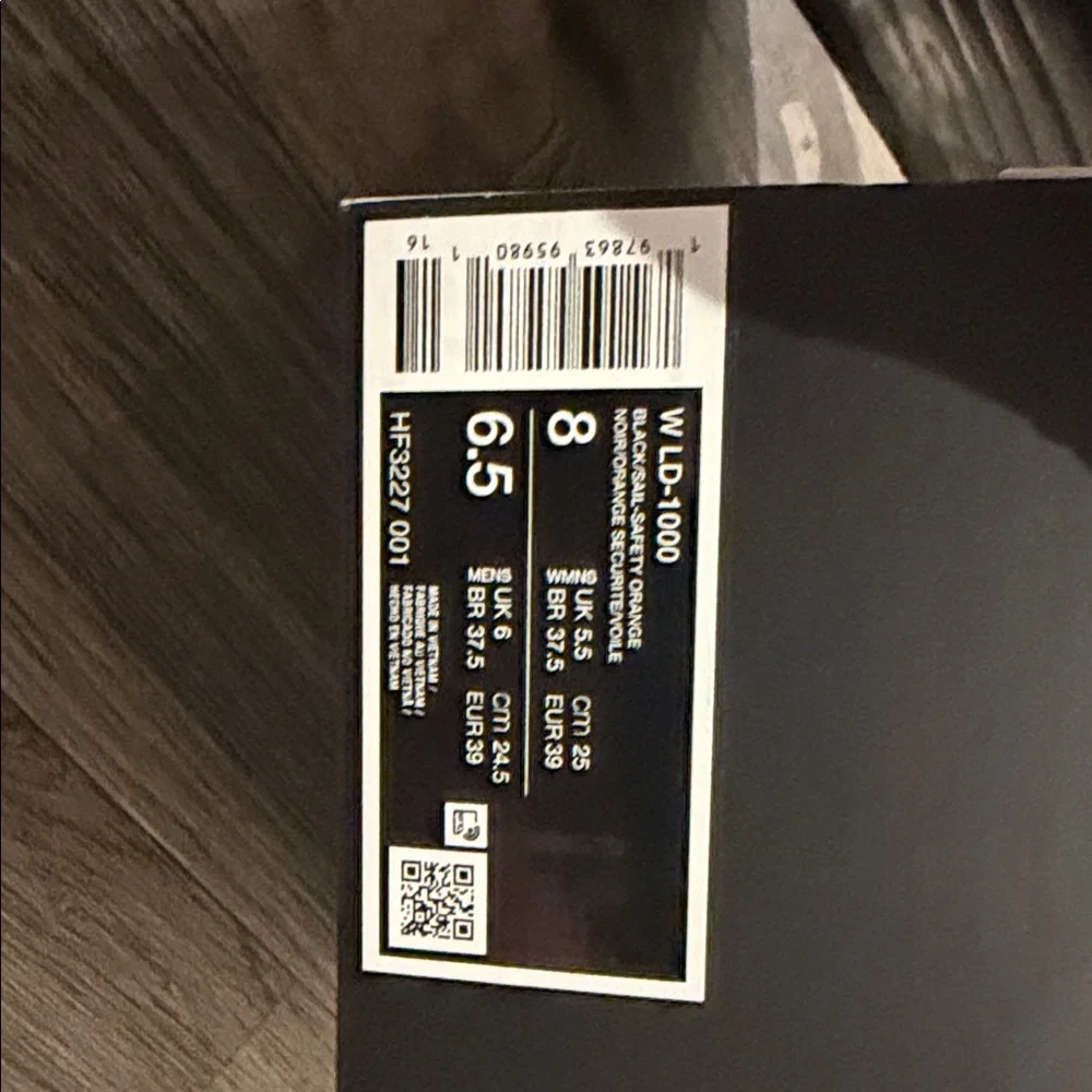 Women’s LD-1000 suede and leather-trimmed mesh sneakers - Picture 6 of 6
